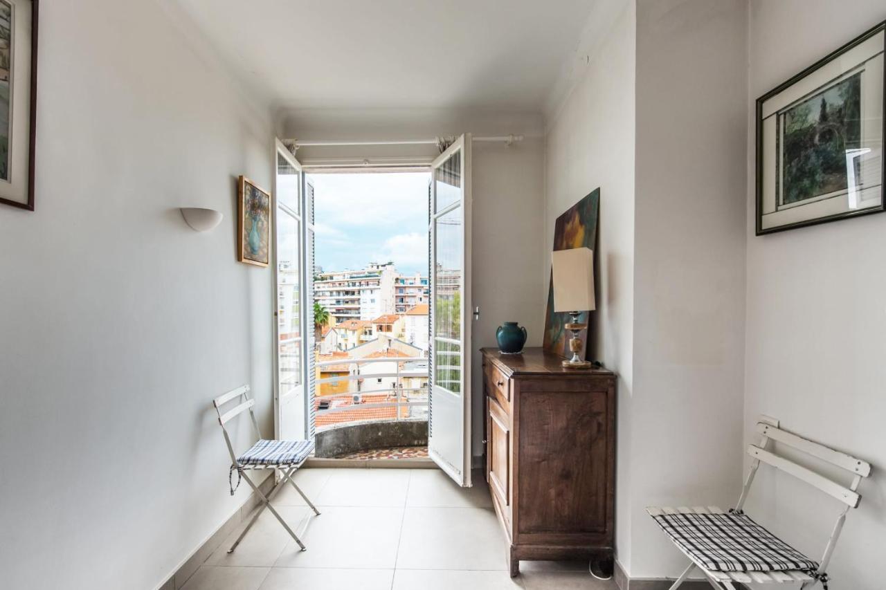 Ferienwohnung Fleurs De Nice Furnished Flat Exterior foto